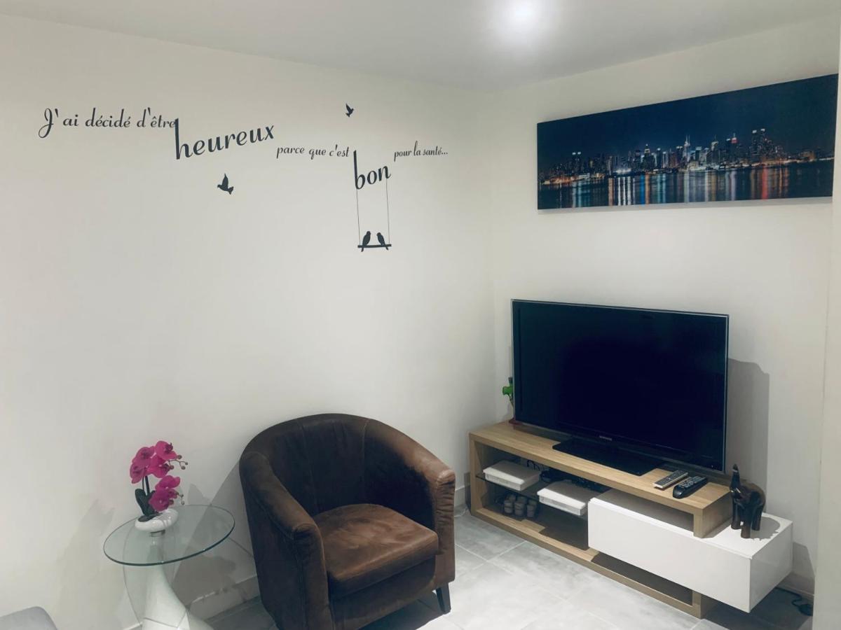 Duplex Entre Mer Et Montagnes Apartment Saint-Zacharie ภายนอก รูปภาพ