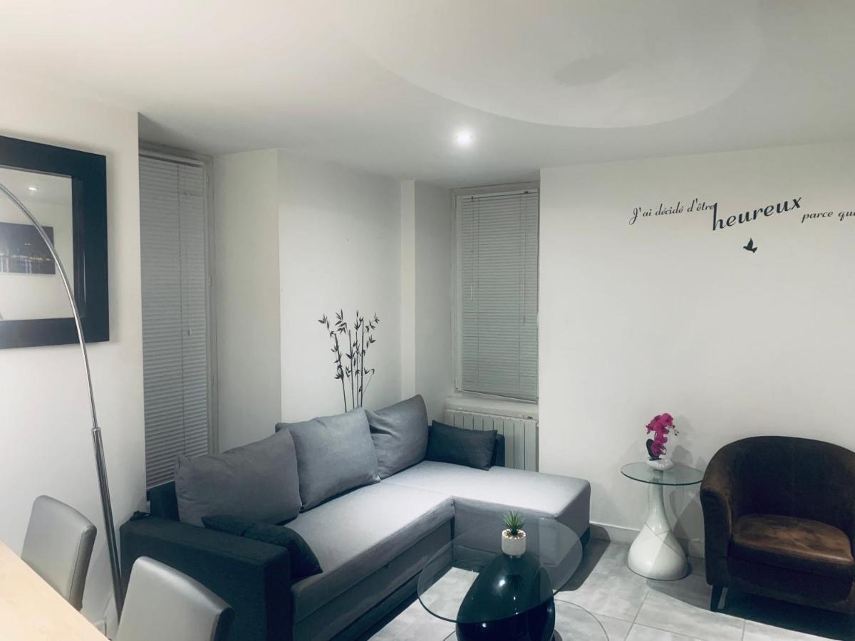Duplex Entre Mer Et Montagnes Apartment Saint-Zacharie ภายนอก รูปภาพ