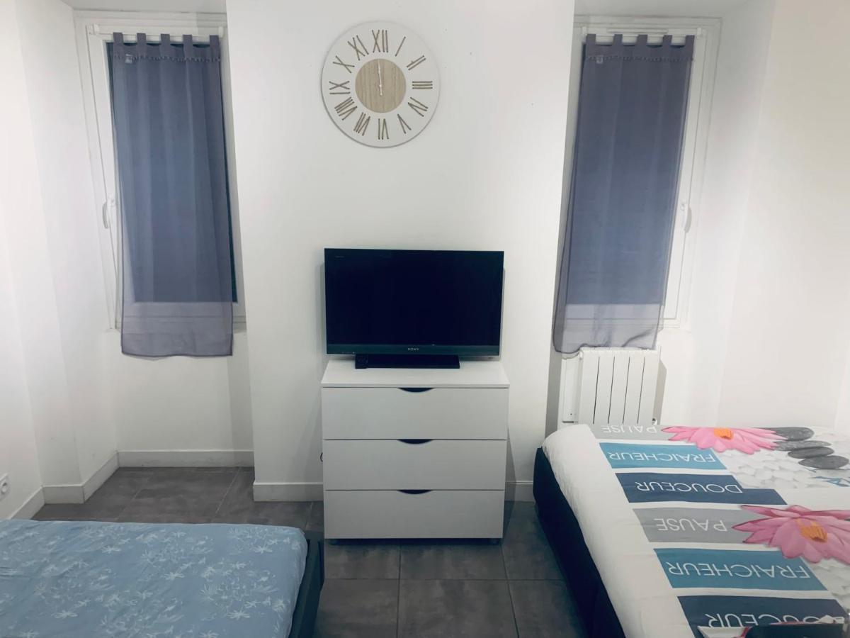Duplex Entre Mer Et Montagnes Apartment Saint-Zacharie ภายนอก รูปภาพ
