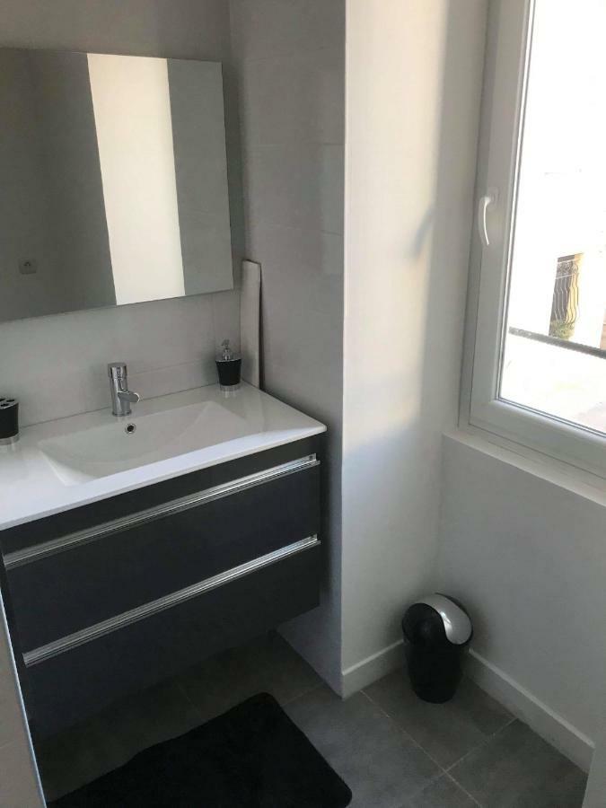 Duplex Entre Mer Et Montagnes Apartment Saint-Zacharie ภายนอก รูปภาพ