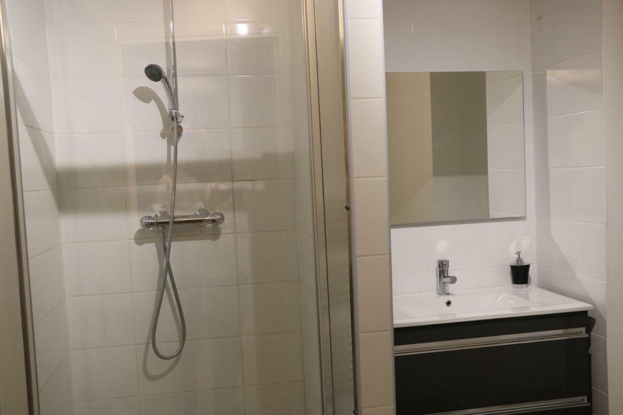 Duplex Entre Mer Et Montagnes Apartment Saint-Zacharie ภายนอก รูปภาพ